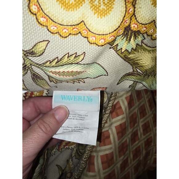 Waverly Floral & Geometric Reversible Comforter 100% Cotton Queen - Picture 6 of 6